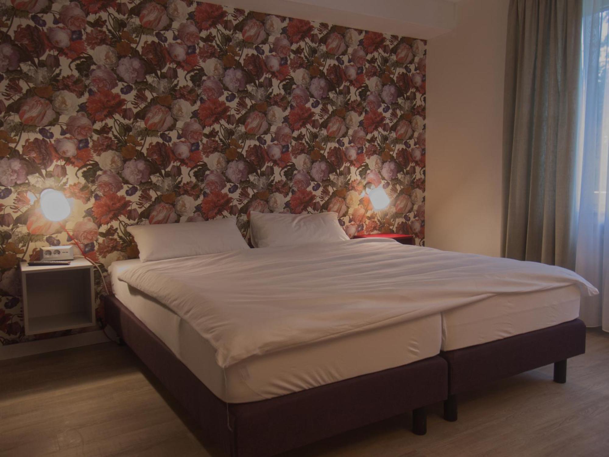 Hotel Faehrhaus Km734 Dusseldorf Ruang foto