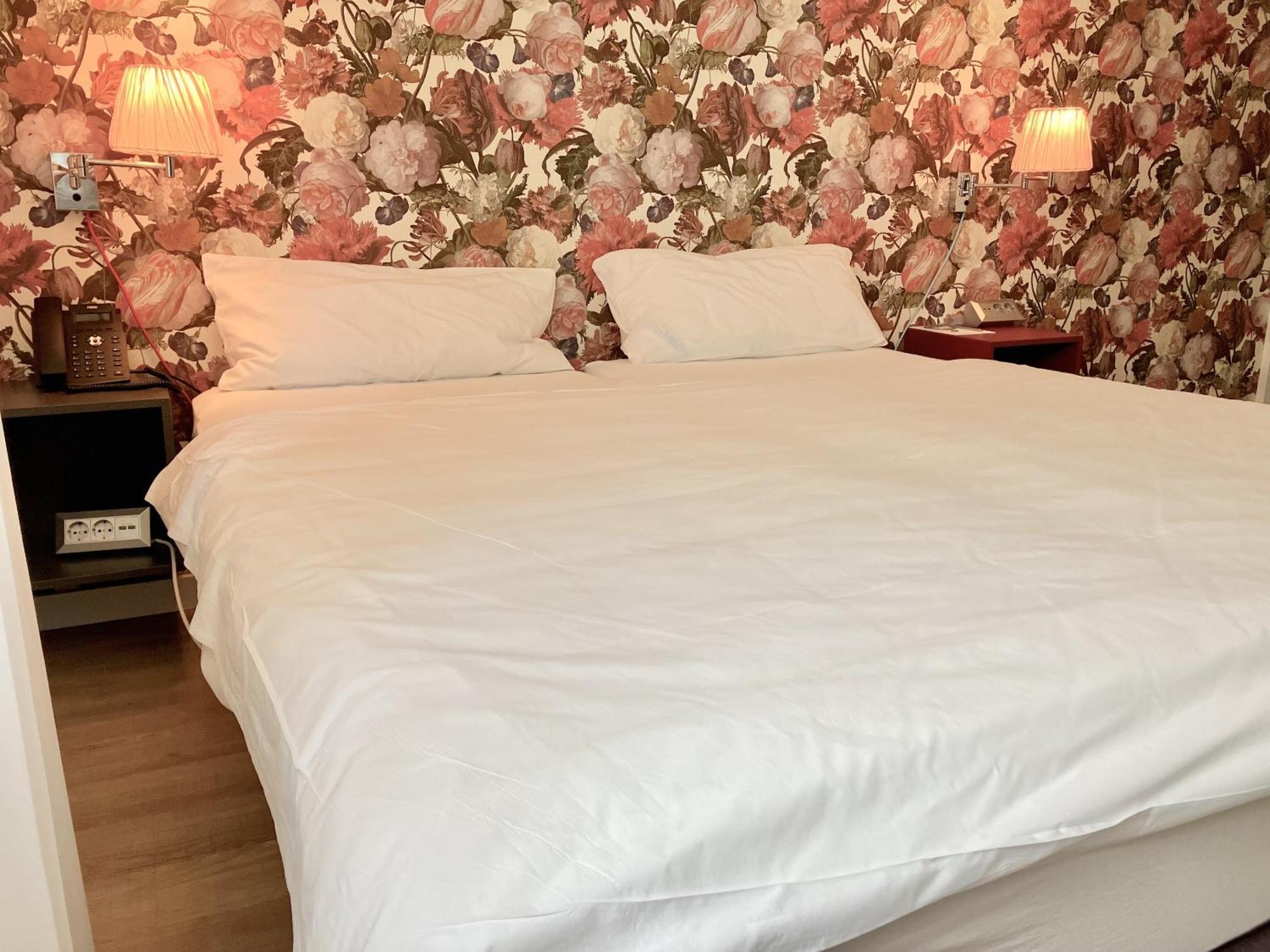 Hotel Faehrhaus Km734 Dusseldorf Ruang foto