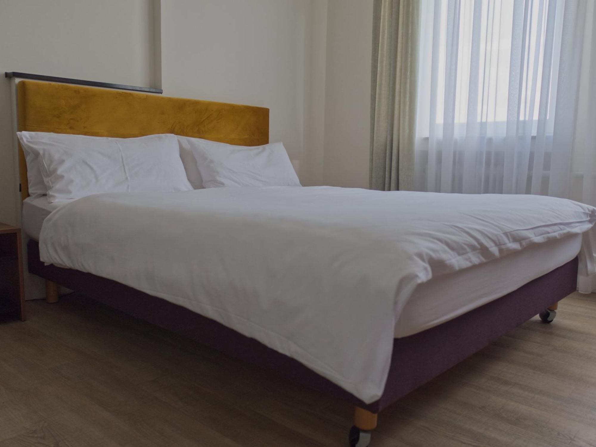 Hotel Faehrhaus Km734 Dusseldorf Ruang foto
